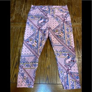 Fabletics  Power hold capri leggings Paisley XXL